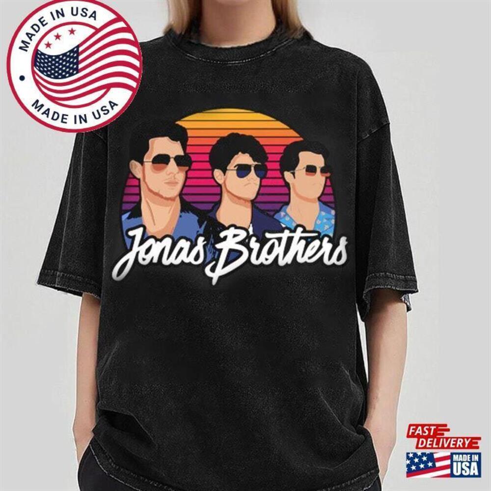 The Jonas Brothers Maternity Scoop Neck T-Shirt Tee I Love Hotdad Shirt Classic